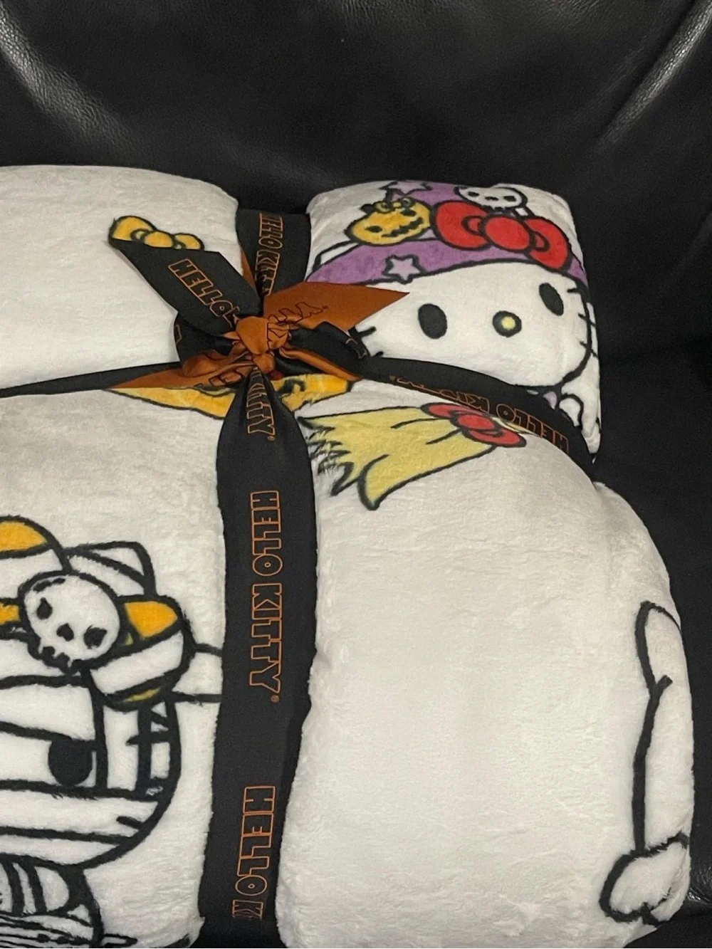Halloween Hello Kitty Trick or Treat Blanket - Halloween Hello Kitty Blanket